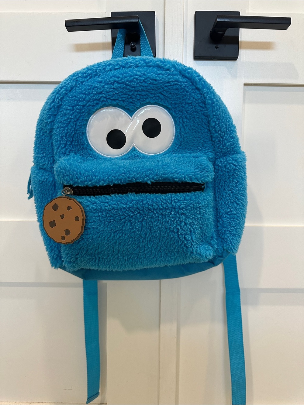 Sesame Street Cookie Monster Character Backpack with Cookie Charm. Like New